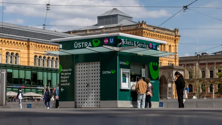 ÜSTRA Servicepoint am Ernst-August-Platz
