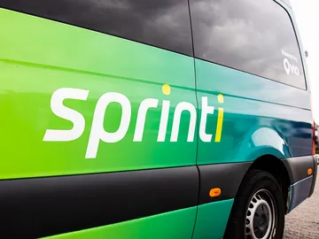 Man sieht die Seitenansicht eines sprinti.
