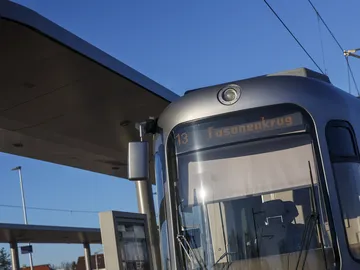 ÜSTRA TW2000 mit Zielanzeige Linie 13 Fasanenkrug