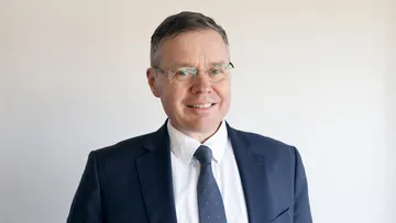 Olof Seidel wird neuer Finanzvorstand bei der ÜSTRA