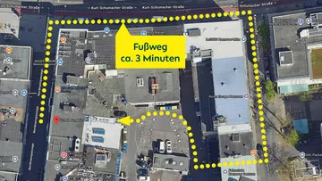 Das Bild zeigt eine Luftaufnahme des Häuserblocks rund um das ÜSTRA Fzndbüro. Eine gelbe Punktelinie zeigt den Fußweg vom regulären Eingang des Fundbüros über Nordmannpassage in nördlicher Richtung, dann rechts in die Kurt-Schumacher-Straße und wieder erchts in die Kanalstraße, auf Höhe der Fahrschule dann wieder rechts in den Hinterhof und zum Hintereingang.