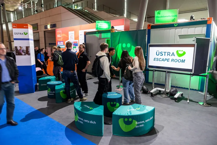 Der Messestand der ÜSTRA auf der IdeenExpo