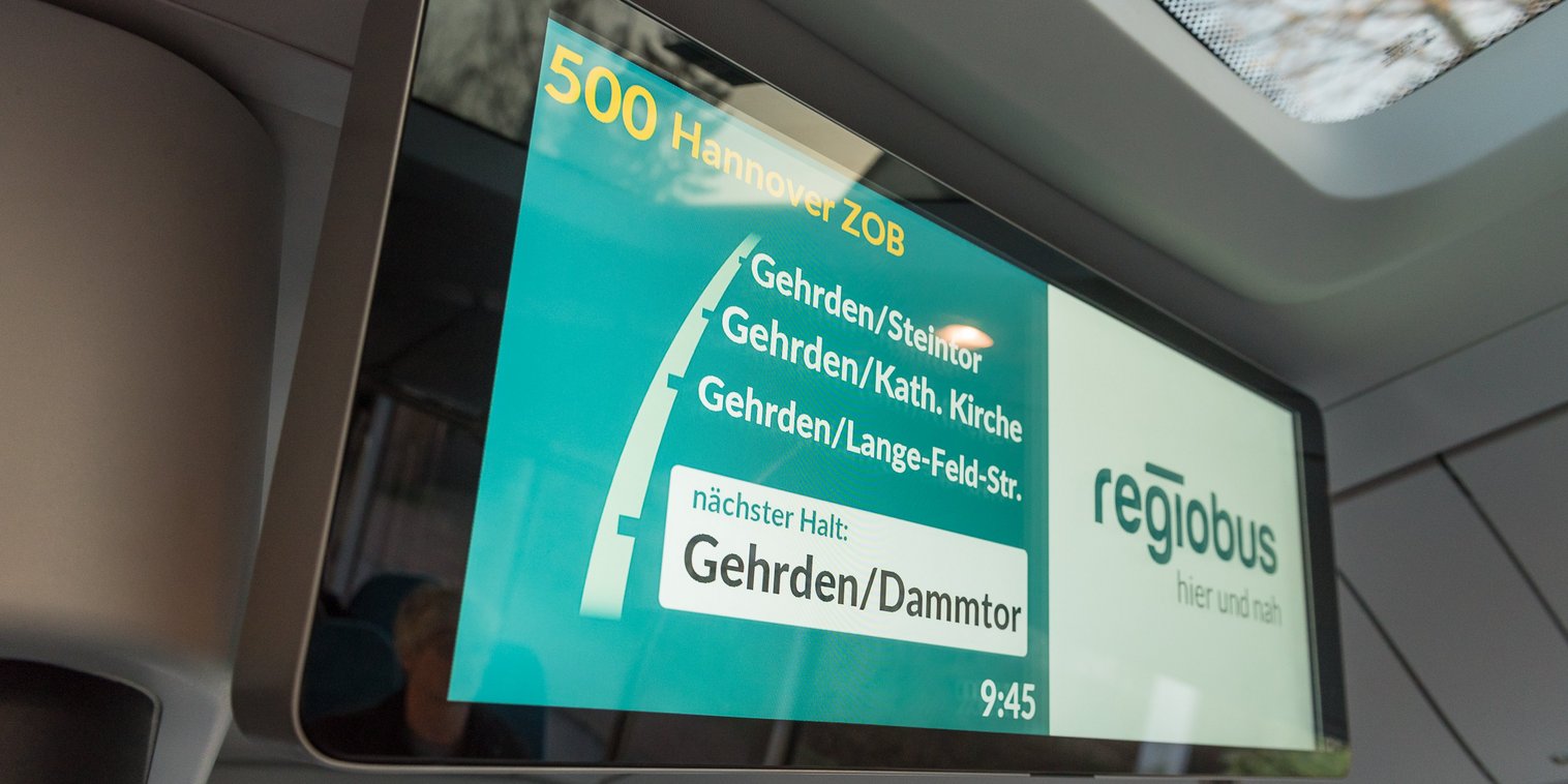 Ein Fahrgastmonitor im Bus